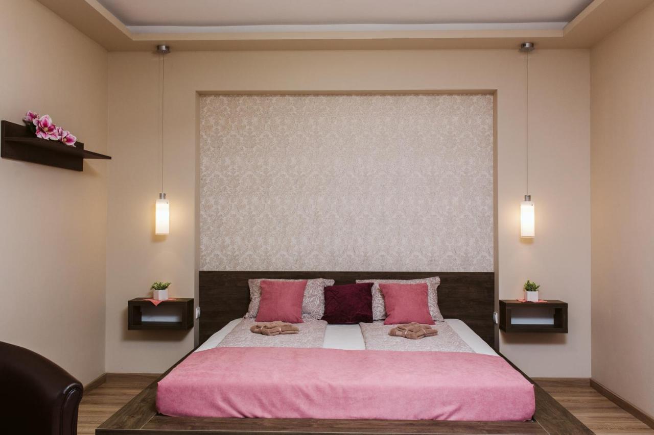 Vively Lux Apartment Суботица Экстерьер фото