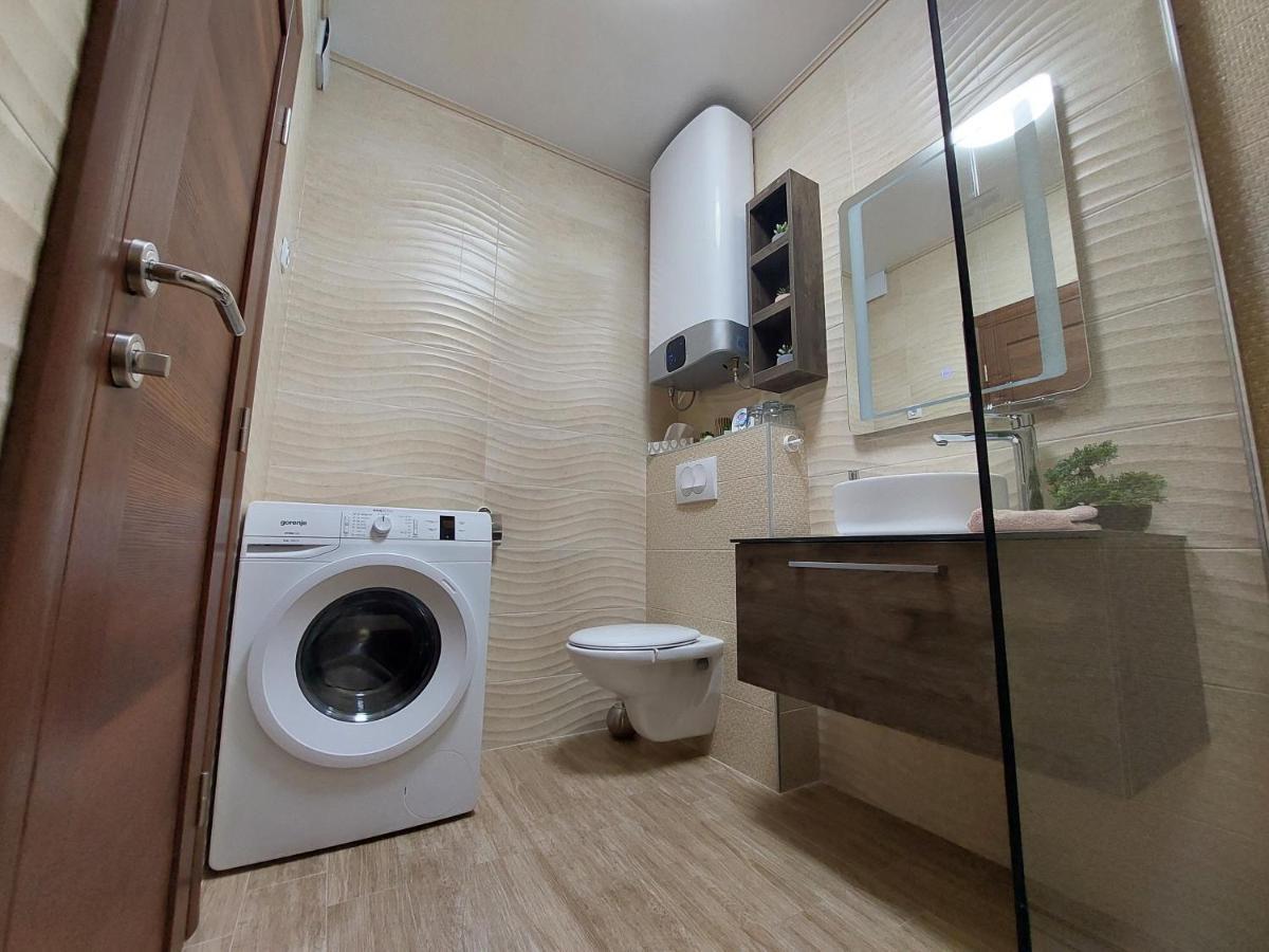 Vively Lux Apartment Суботица Экстерьер фото